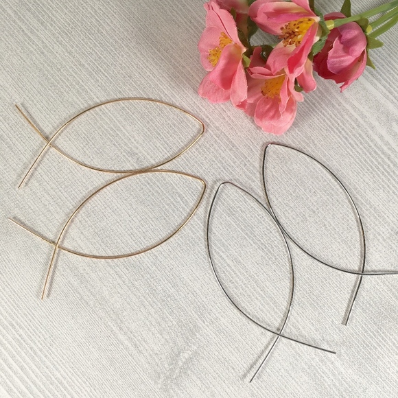 Geometric Wire Minimalist Chic Dangle Earrings - Picture 2 of 8